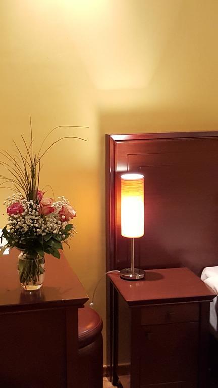 Garni Hotel Contact Belgrad Dış mekan fotoğraf