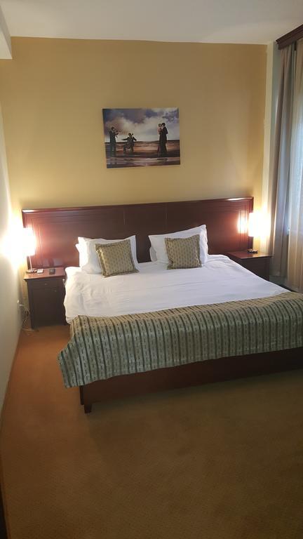 Garni Hotel Contact Belgrad Dış mekan fotoğraf