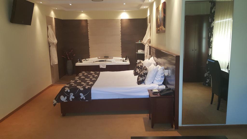 Garni Hotel Contact Belgrad Dış mekan fotoğraf
