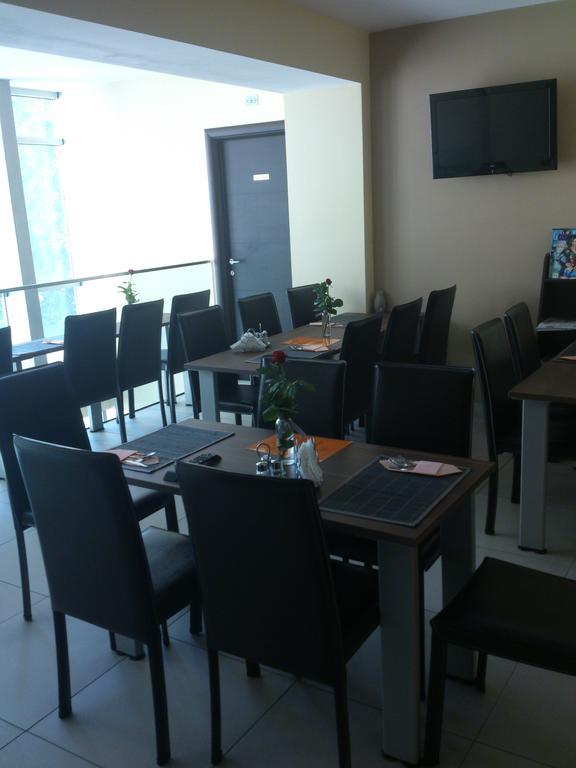 Garni Hotel Contact Belgrad Dış mekan fotoğraf