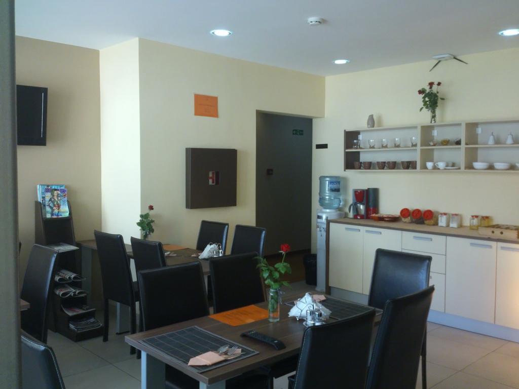 Garni Hotel Contact Belgrad Dış mekan fotoğraf