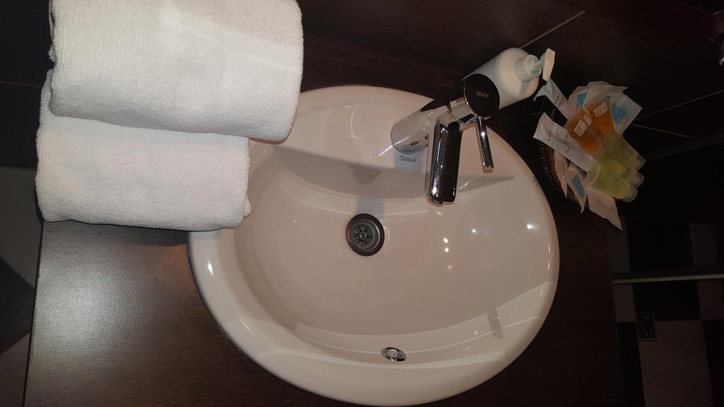 Garni Hotel Contact Belgrad Dış mekan fotoğraf