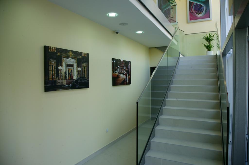 Garni Hotel Contact Belgrad Dış mekan fotoğraf